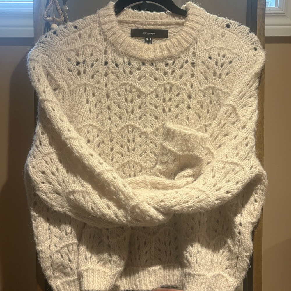 Vero Moda Women's Cream Sweater